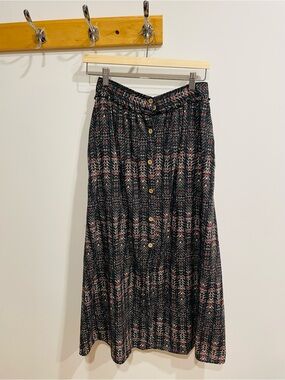 Zara Black Patterned Button-Front Midi Skirt with Pink & Cream Accents